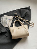 1Pc Fashion Minimalist Lock Decor PU Tote Bag Crossbody Shoulder Handbag with Scarf, Suitable for Daily Use