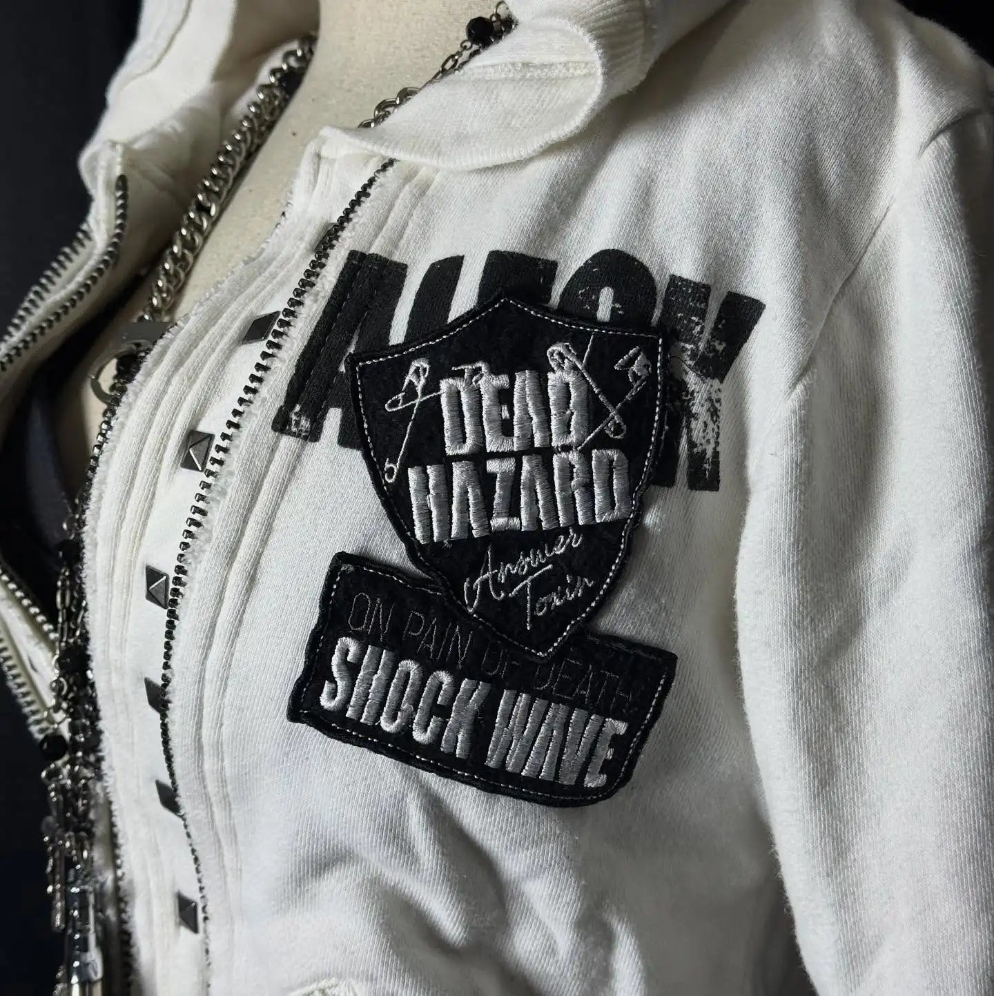 Retro Dark Style Zipper Hoodie Y2K Clothes Mens Womens Hip Hop Skull Patch Embroidery White Oversized Sweatshirt Casual Jacket